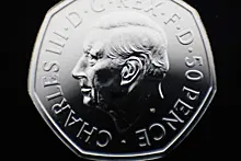 Первые монеты с портретом короля Карла III поступают в обращение