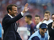 Макрон набирает футбольными голами политические очки