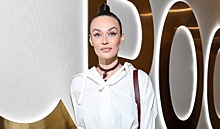 Водонаева пришла на открытие фитнес-клуба в кожаных легинсах и с гулькой, а Топалов в костюме и без Тодоренко