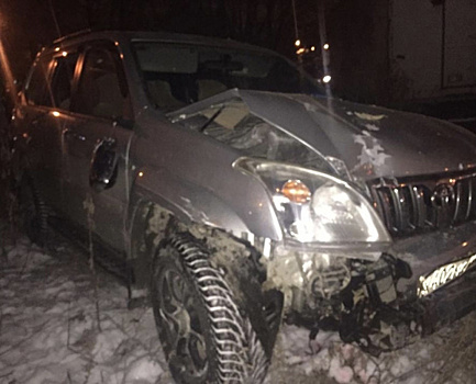 В Самаре водитель джипа без прав сбил на пешеходном переходе женщину