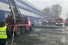 В Новосибирске локализовали крупный пожар на складе