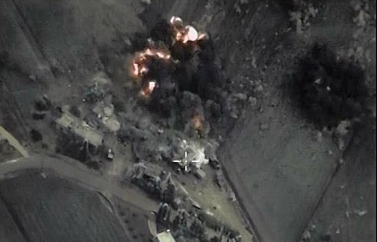 Российские самолеты уничтожили замаскированный завод ИГ