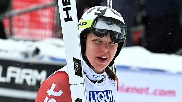 Российская горнолыжница заняла третье место в супергиганте на турнире FIS
