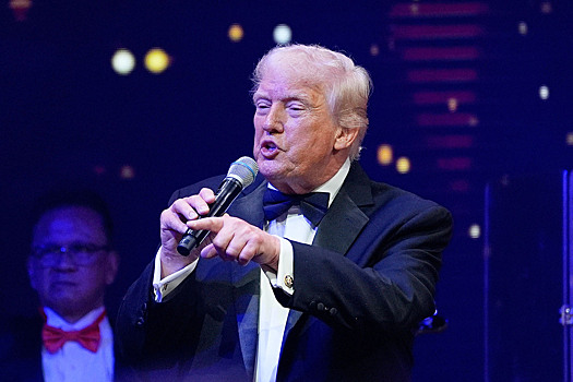 Трамп на воеводстве: как президент США ловит "чижиков" и борется с маразмом