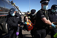 Экоактивисты заблокировали «торговое окно» Великобритании