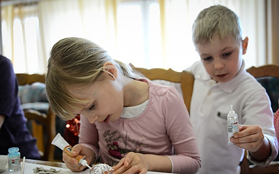 Юным жителям Десеновского предложат отправить «Письма счастья»