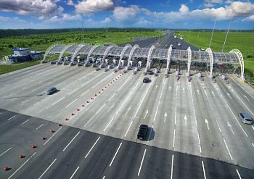 С платных дорог уберут шлагбаумы и введут предоплату