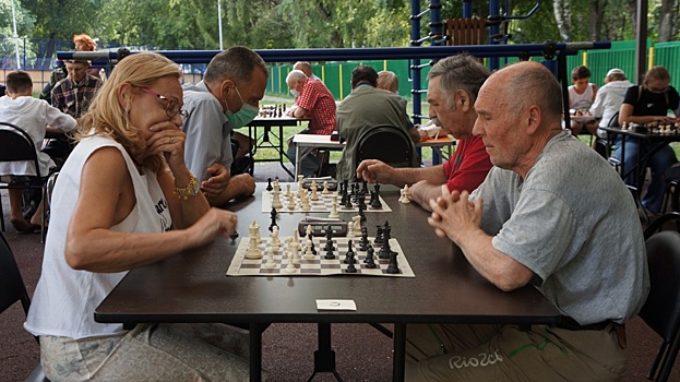 Турнир ко Дню шахмат провели в «Садовниках»