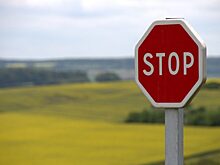 Движение транспорта перекрыли на Бутырской улице