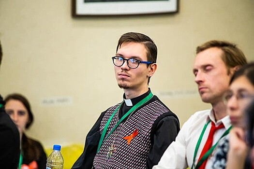 Священника-гея задержали за одиночный пикет