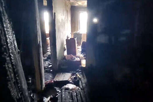 В Приднестровье семилетняя девочка от скуки сожгла свою квартиру, шестеро пострадали