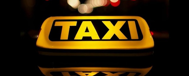 В Петербурге таксист увез двух школьниц в неизвестном направлении