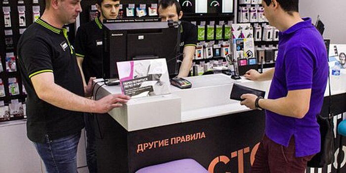 Tele2 провела юбилейную акцию "День открытых людей"