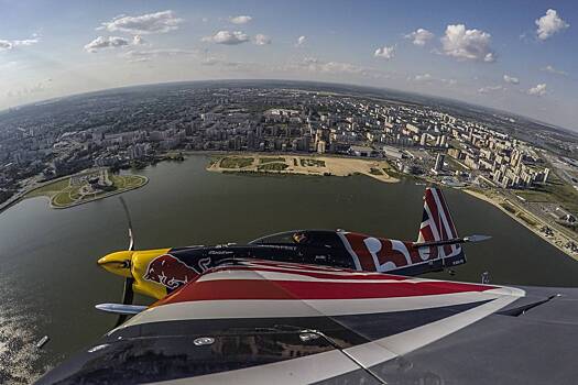 В аэропорт «Казань» прибыли самолёты для участия в гонках Red Bull Air Race