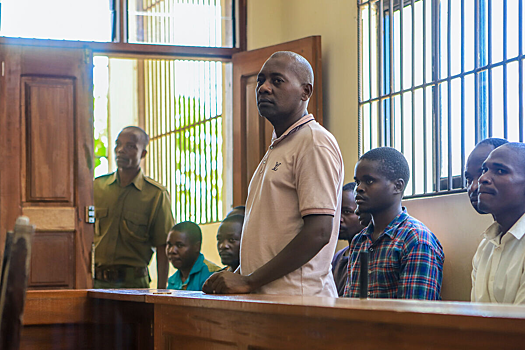 В Кении главу культа «Благая весть» обвинили в умышленном убийстве 191 человека