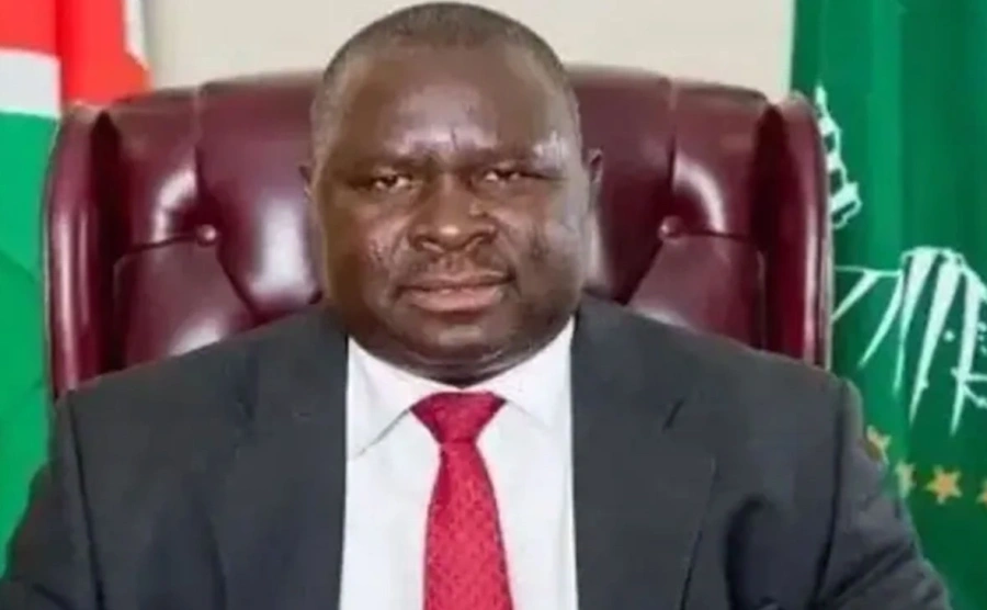 Afriški politik Adolf Hitler Uuona si je spremenil ime