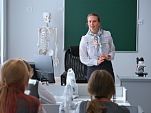 В Госдуме предложили в несколько раз повысить зарплату учителям