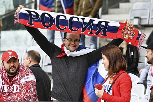 Российский футбольный клуб снялся с чемпионата России