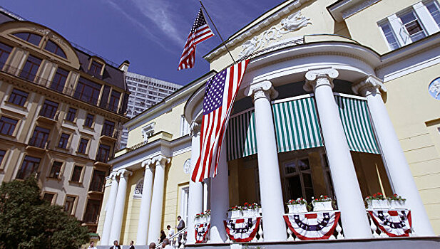 Жириновский предложил лишить посольство США здания Спасо-Хаус в Москве