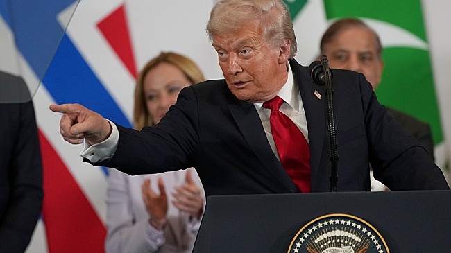 Смена власти? Зачем Трамп объявил чрезвычайное положение в США из-за Кубы