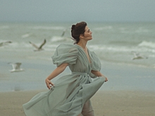 Бренд из Петербурга MY812 снял лукбук в Нормандии — под впечатлением от фильмов Клода Лелуша