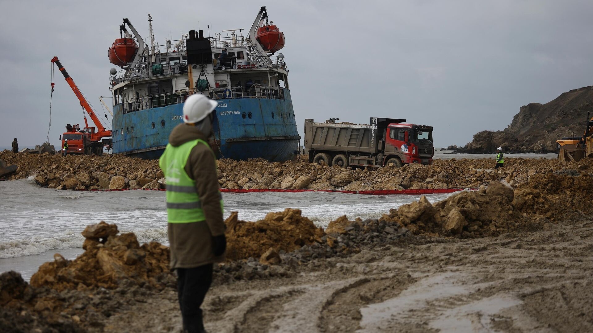 Ущерб от разлива с танкера Волгонефть-239 составил 35,3 млрд рублей