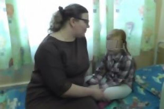 В Ульяновске девочку, на которую упал лед с крыши, переводят из реанимации