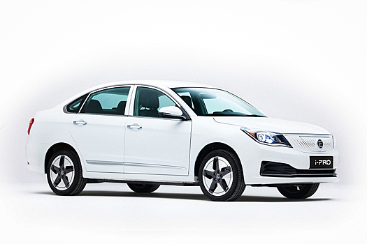 Evolute i-Pro стал самым популярным электрокаром в России