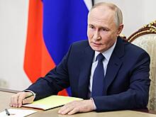 Путин продлил запрет на поставку нефти и нефтепродуктов по потолку цен
