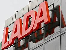 Продажи Lada в России обвалились