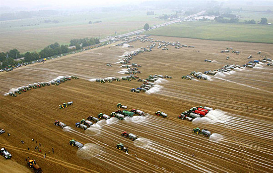 Франция вложит €15 млрд в развитие промышленности