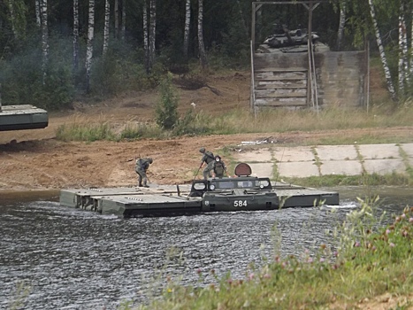 В рамках конкурса «Открытая вода» прошла акция «Бессмертный полк»