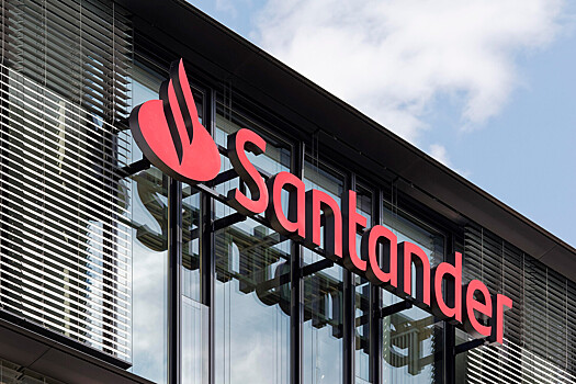Испанский банк Santander продаст польские активы