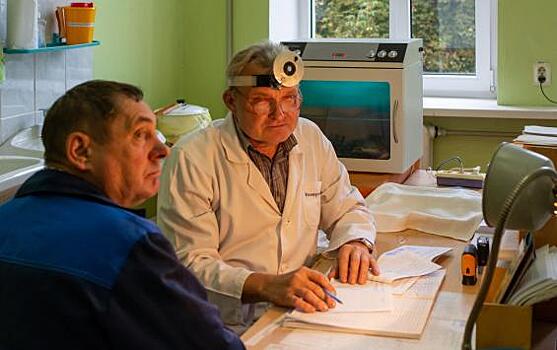В Курской области усиливают профилактические медосмотры на предприятиях