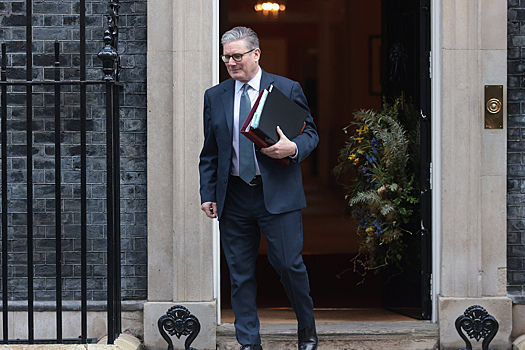 Стармер приготовил туристам сюрприз в виде испанского шлагбаума на Гибралтаре