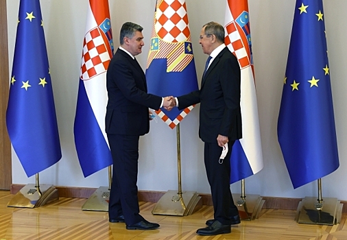 Президент Хорватии обвинил Лондон в разжигании конфликта между Россией и Украиной