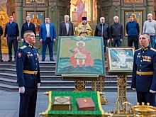 Главный храм ВС РФ принял в дар икону Георгия Победоносца