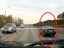 Ни в коем случае не прижимайтесь к ограждению, если на дороге ведется ремонт