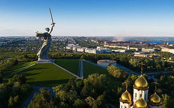 На Украине захотели сменить пол монументу «Родина-мать»