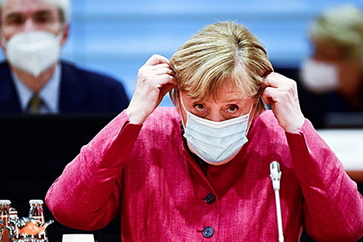 Меркель раскрыла тайное значение цвета ее публичных нарядов