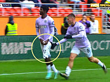 Игрок «Акрона» потрогал себя за гениталии после гола «Локомотиву»