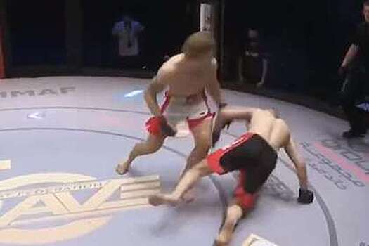 Боец MMA нокаутировал оппонента за 13 секунд