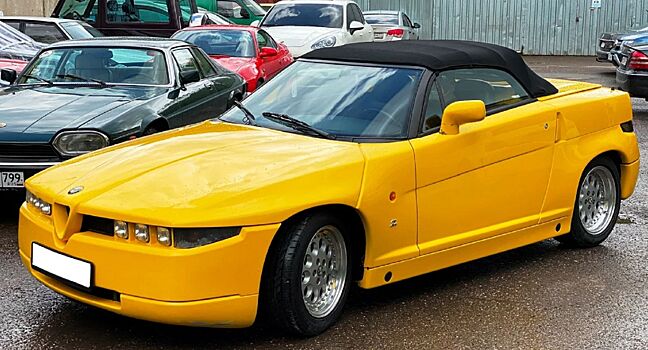 В Твери продается единственный в России родстер Alfa Romeo RZ