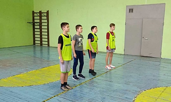 Соревнования по мини-футболу среди школьников провели в Щаповском