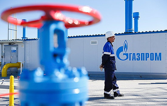 "Газпром" отказался бронировать мощности для транзита через Украину