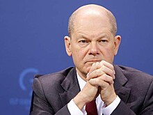 Шольц ушел от ответа на вопрос о поставках танков Leopard на Украину