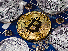 Биткоин потерял 14% за день