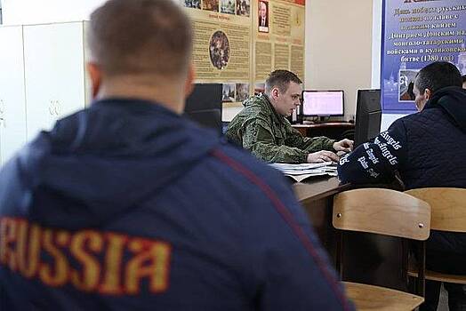 В российском регионе резко повысили размер единовременных выплат контрактникам