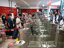 Вернувшиеся из Африки пассажиры протестуют против требования об обязательном карантине в обсерваторе