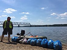 Костромской супер-герой избавляет город от грязи